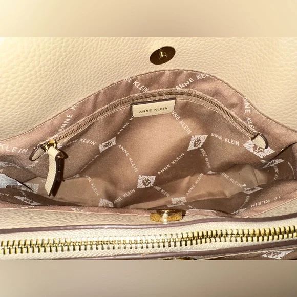 NWOT Anne Klein Purse - Picture 9 of 10